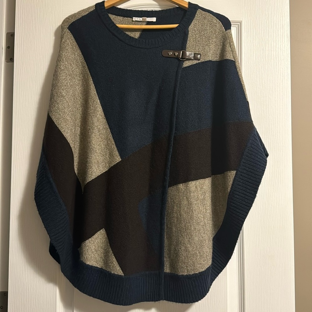 Cleo Poncho, size S/M